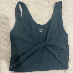 urban outfitters green twist crop top